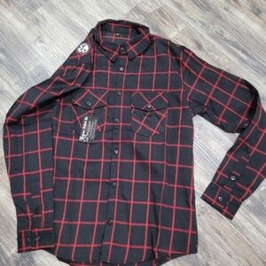 New Demons Behind Me FlannelShirts Mens Size L Button Up Black Red Plaid